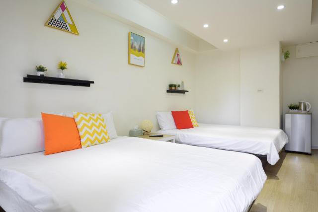 MRT西門捷運三分鐘電梯陽光4人房（不提供每日清潔）, Apartment/Flat – Taipei (photo 2)