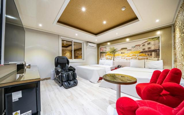 Naju Show – Motel, Naju-si
