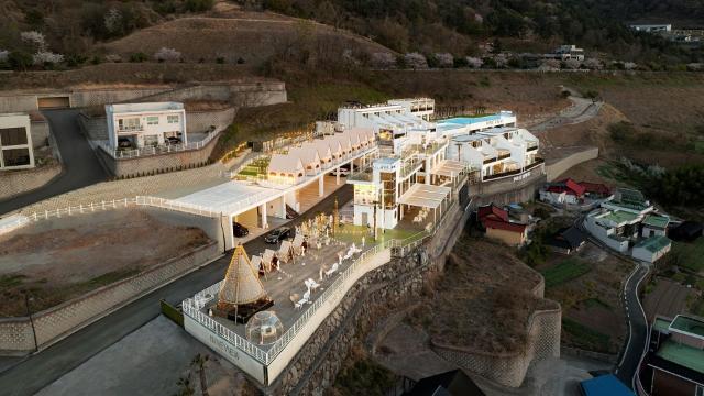 Nine View Pool Villa – Pension, Gyeongsangnam-do