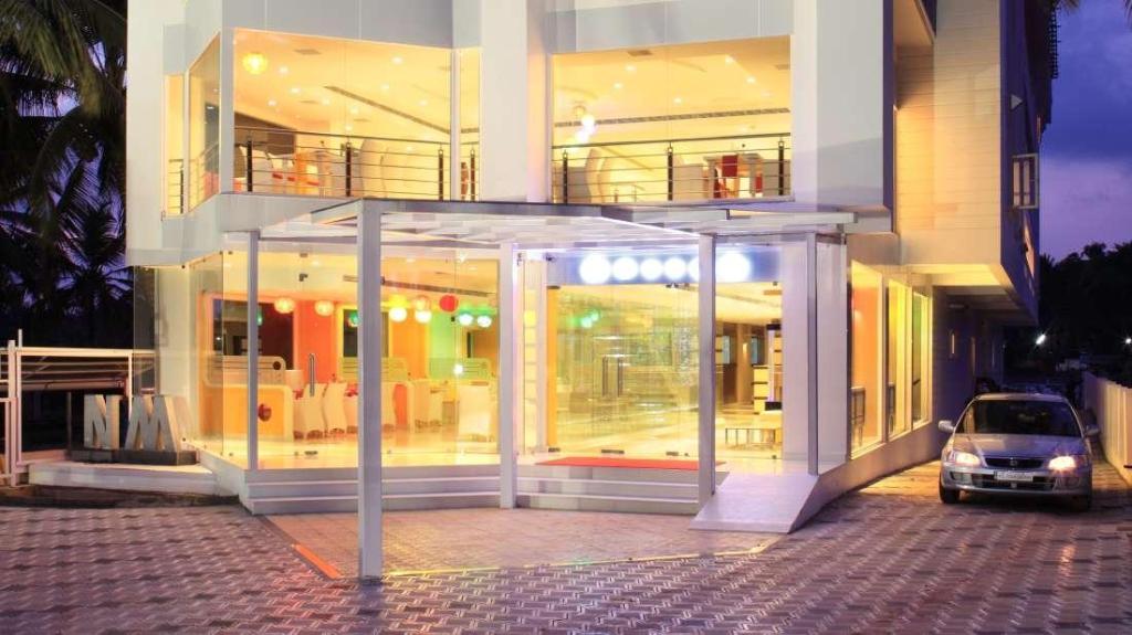 NM Royale County, Hotel – Kochi (foto 1)