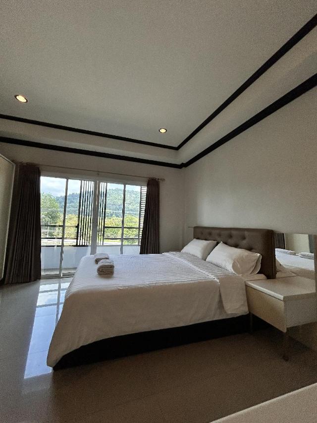 ตะปอนกาเด้นรีสอร์ต (No elevator) – Inn, Chanthaburi