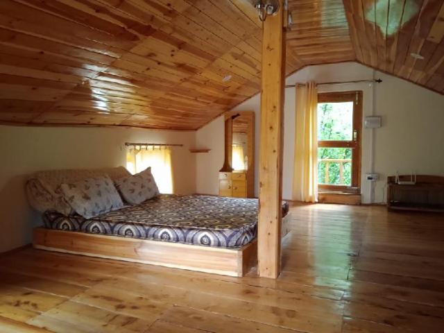 Villa di 9000 m² con 2 camera(e) e 2 bagno(i) privato(i) in zona Larankelo, Villa e casa – Manali (foto 2)