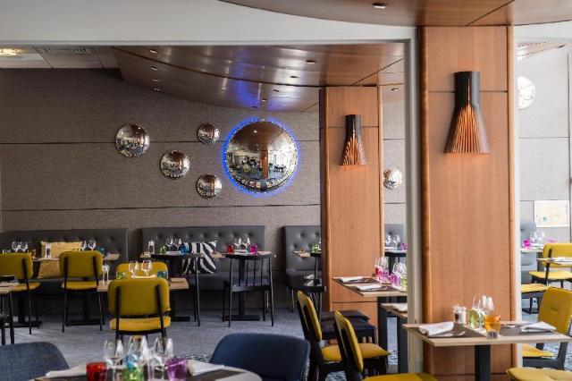 Novotel Chartres – Hotel, Chartres