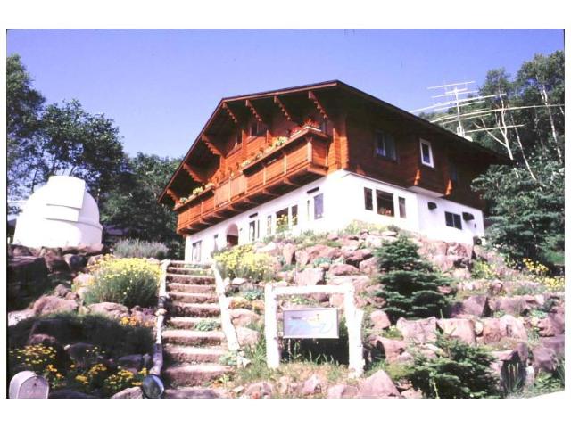 Pension Racoon – Guesthouse/bed and breakfast, Tateshina