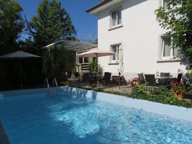 Pension Säntisblick – Guesthouse/bed and breakfast, Meersburg