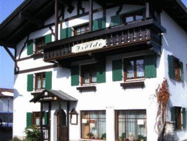 Pension Schihutte – Guesthouse/bed and breakfast, Oberstaufen