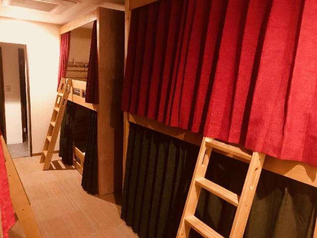 Poptone, Pensione e B&B – Hiroshima (foto 2)