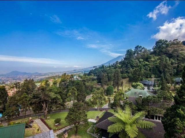 Puncak Pass Resort – Holiday park/caravan park, Puncak