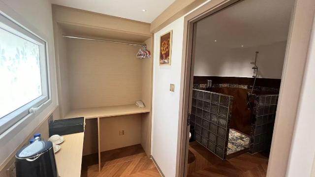 Casa di 15 m² con 1 camera(e) e 1 bagno(i) privato(i) in zona Nadi Bay, Villa e casa – Nadi (foto 4)