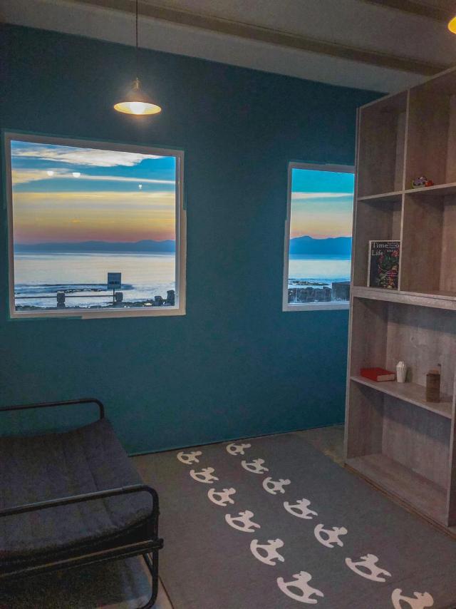 Bungalow avec 1 chambre(s) de 28 m² et 3 salle(s) de bains privée(s) à Île verte, Villa & maison – Île verte (photo 4)