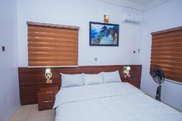 Readyhomes shortlets and properties, Apartment/Flat – Ibadan (photo 3)