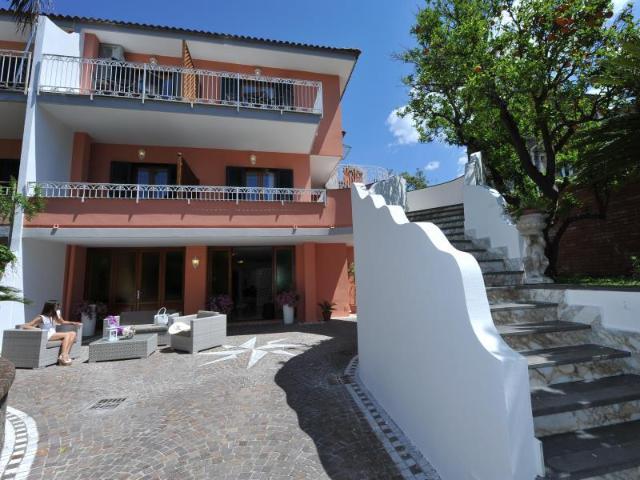 Relais Francesca – Guesthouse/bed and breakfast, Piano di Sorrento