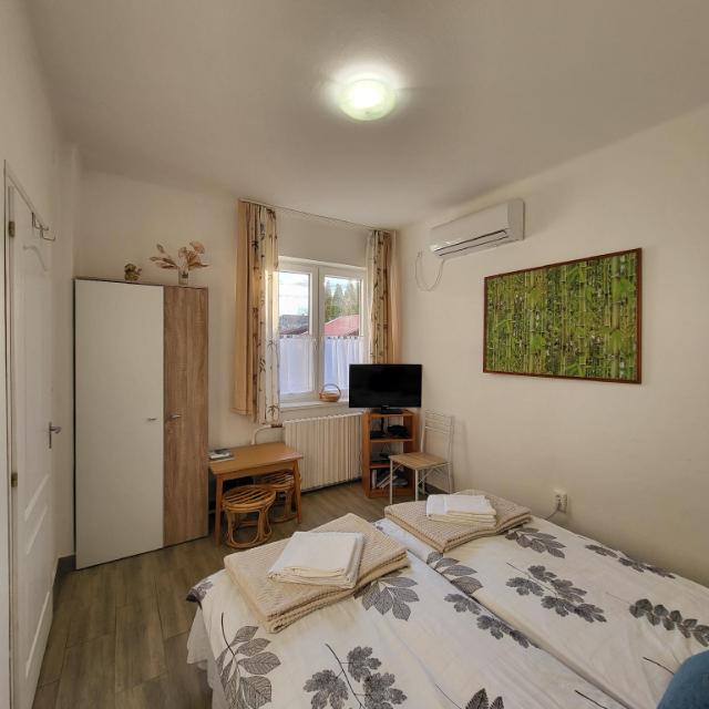 RENÁTA APARTMAN, Willa i dom – Nyiregyhaza (zdjęcie 4)