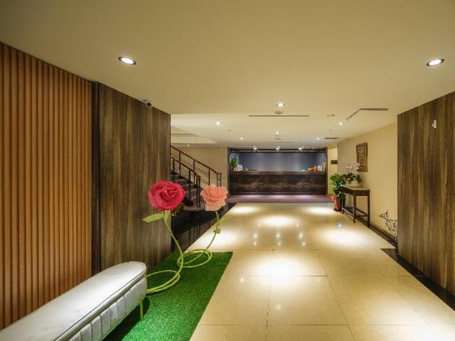 Rich & Free Hotel-Fuzhong – Hotel, Taipei