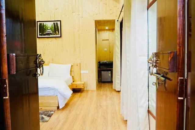 Riverside Chronicles, Villa – Kulu (photo 2)