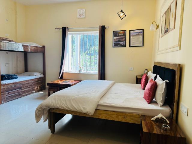 Rootz, Hotel – Seraki (photo 2)