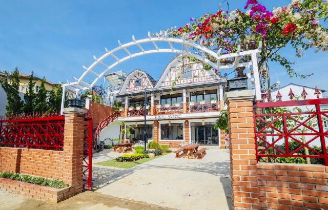 Villa de 450 m² en Dalat Centro Urbano, con 7 habitación(es) y 6 baño(s) privado(s), Villa y casa – Dalat (foto 3)