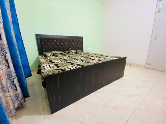 Apartament (1270 m²) w okolicy Ahmamau z 2 sypialnią/ami i 1 łazienką/ami, Apartament – Lucknow (zdjęcie 2)