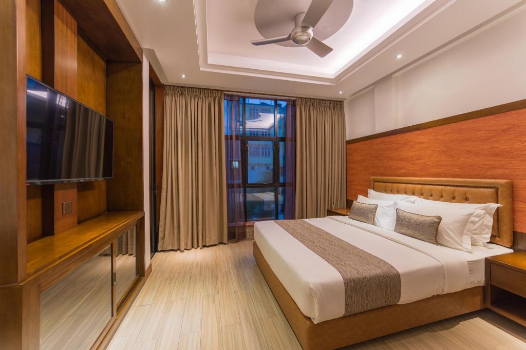 Samann Host, Hotel – Male City and Airport (photo 1)