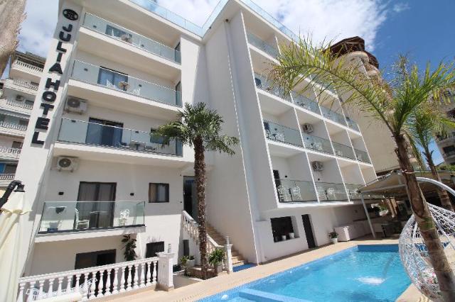 Hotels in Saranda