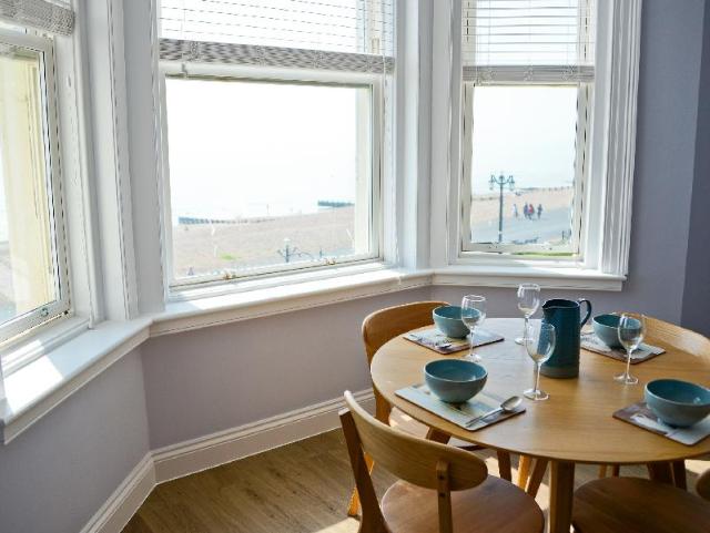 Seaview – Apartment/Flat, Worthing