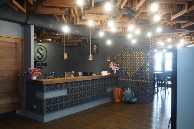 Silom SPACE Hostel – Hostel, Bangkok
