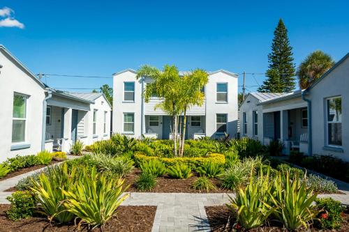 Silver Sands – Serviced apartment, Treasure Island (FL)
