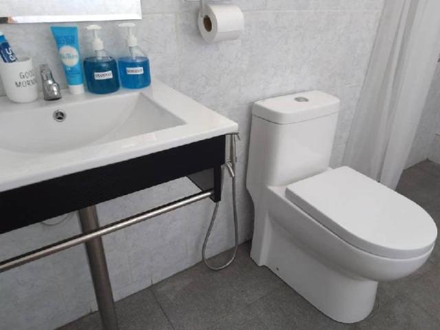 Pokój typu studio (45 m²) w obiekcie Dom z liczbą prywatnych łazienek 1 w okolicy Taman Budaya, Willa i dom – Kangar (zdjęcie 3)