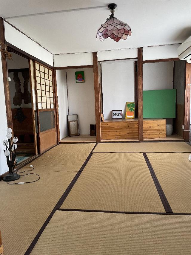 Space333, Pensão e B&B – Saga (foto 2)