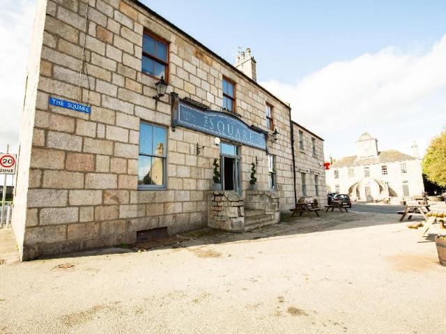 Square, Hotel – Kintore (photo 5)