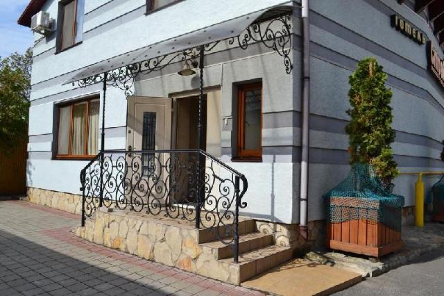 Strike – Hotel, Vinnitsa