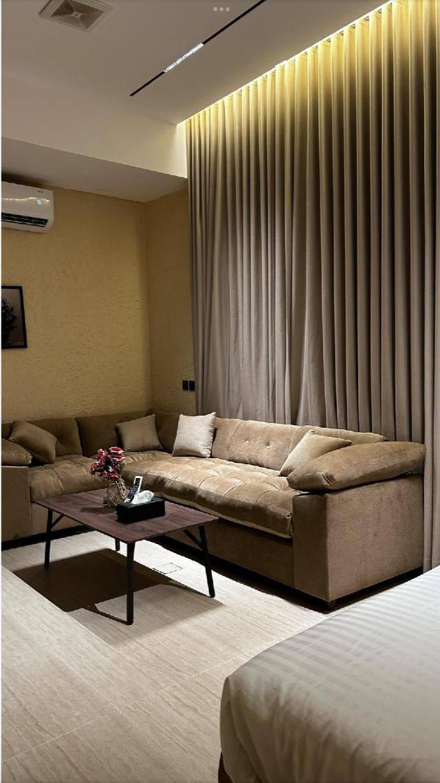Dom ( m²) w okolicy Dhahrat Laban z 1 sypialnią/ami i 1 łazienką/ami, Willa i dom – Riyadh (zdjęcie 2)