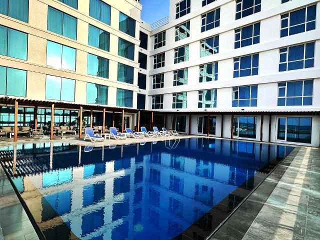 Hotels in Sur