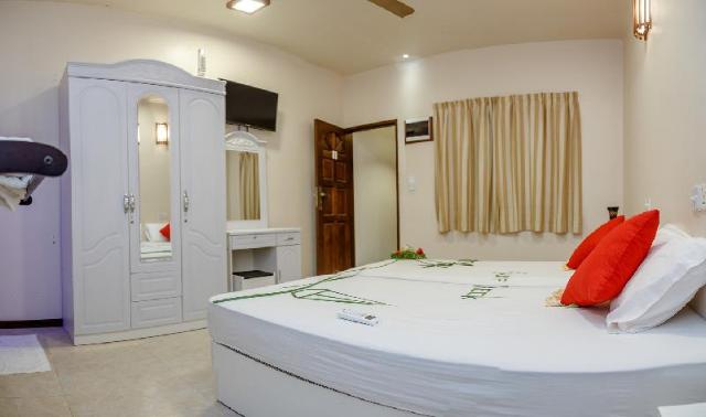 Surf Deck, Pensão e B&B – Maldive Islands (foto 3)