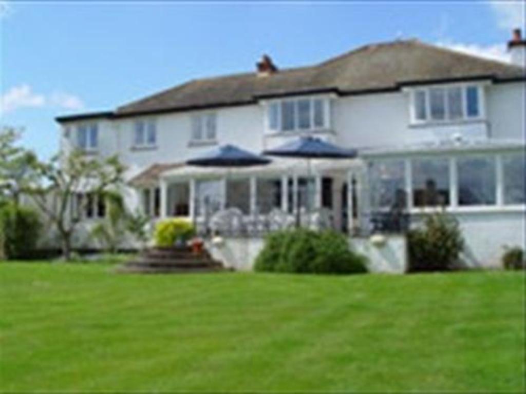 The Long Range, Hotel – Exmouth (photo 1)