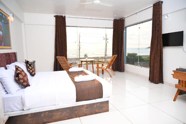 The Ocean Front – Hotel, Murdeshwar