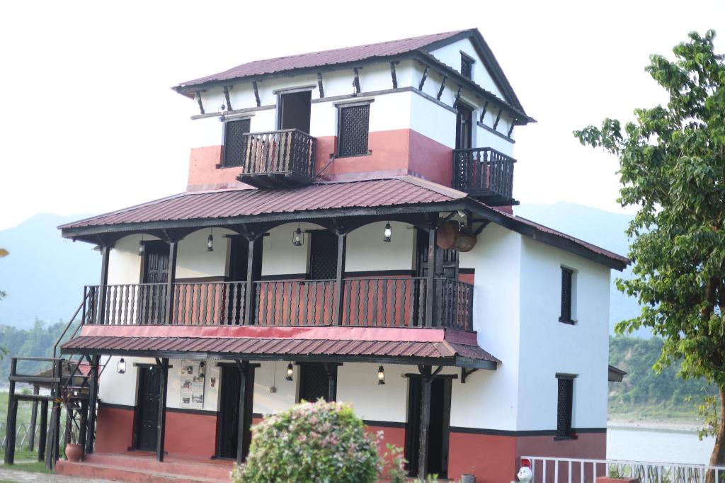 Thimura Resort, Resort – Chitwan (Foto 1)