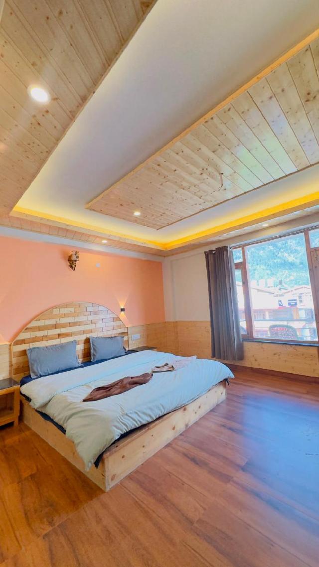 Apartament ( m²) w okolicy Old Manali z 4 sypialnią/ami i 1 łazienką/ami – Apartament, Manali