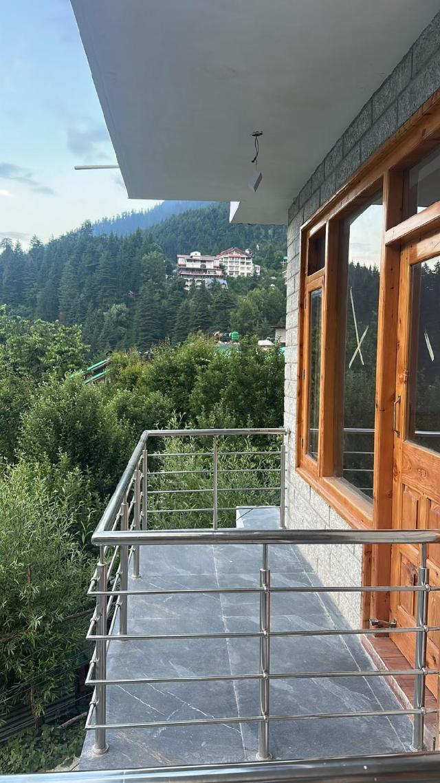 Apartamento de  m2 com 4 quarto(s) e 1 casa(s) de banho(s), na área Old Manali, Apartamento – Manali (foto 4)