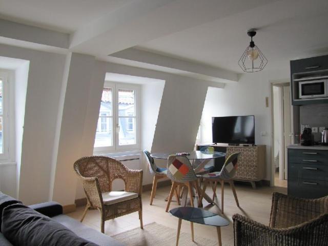 Tiny duplex air-conditioned – Apartment/Flat, Lyon