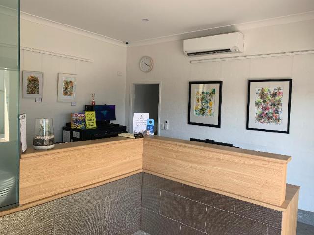 Town Square Motel – Hotel, Orange