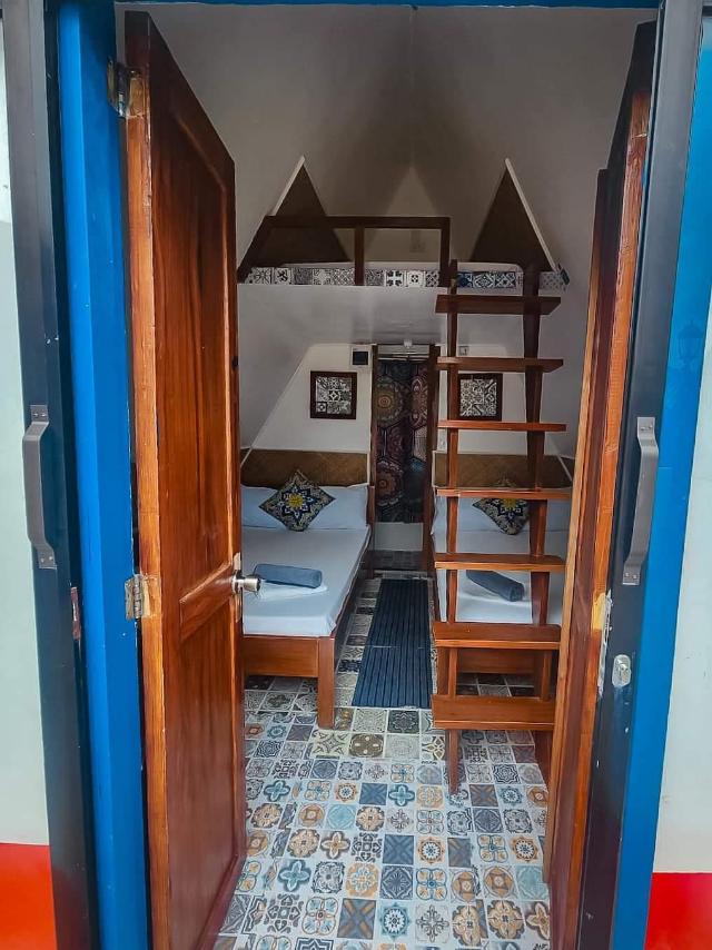 TriangleHuts, Resort – Ilocos Norte (photo 2)