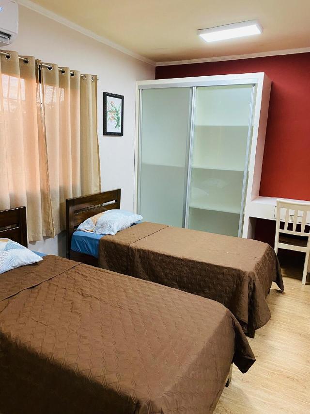 Unit C – Entire House, Iba
