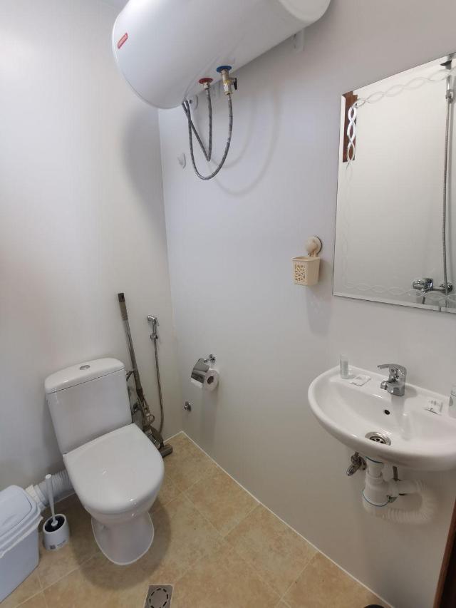 Villa avec 1 chambre(s) de 130 m² et 5 salle(s) de bains privée(s) à Borino, Villa & maison – Borino (photo 2)