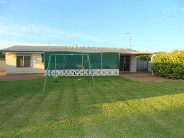 Whileaway, Entire House – Port Hughes (photo 2)