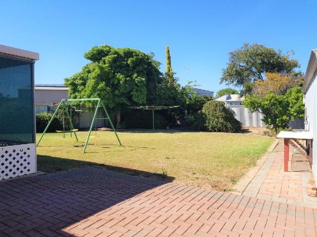 Whileaway, Entire House – Port Hughes (photo 3)