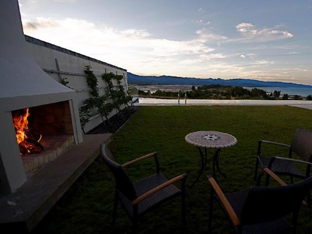 Windhover Estate, Apartment/Flat – Nelson (photo 4)