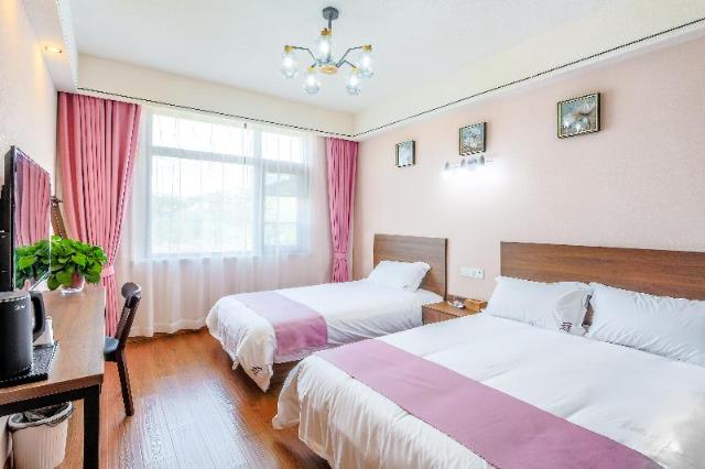 Casa di 400 m² con 8 camera(e) e 8 bagno(i) privato(i) in zona Ordzhonikidzevskiy, Appartamento – Wuxi (foto 2)